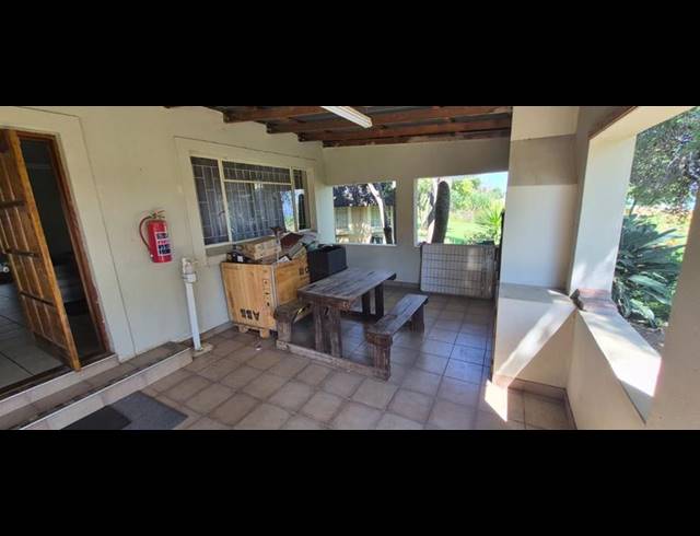 FARM FOR SALE IN MNANDI